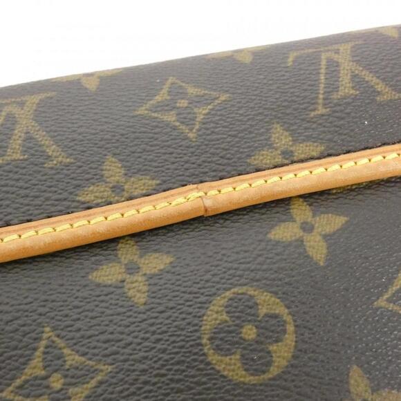 LOUIS VUITTON Gold Monogram Shoulder Bag - Picture 5 of 10